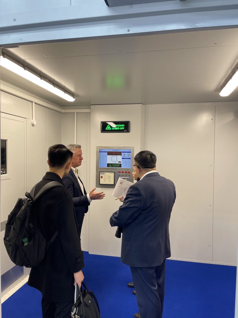 Demo of Lasermet's Interlock System at MEDICA 2025